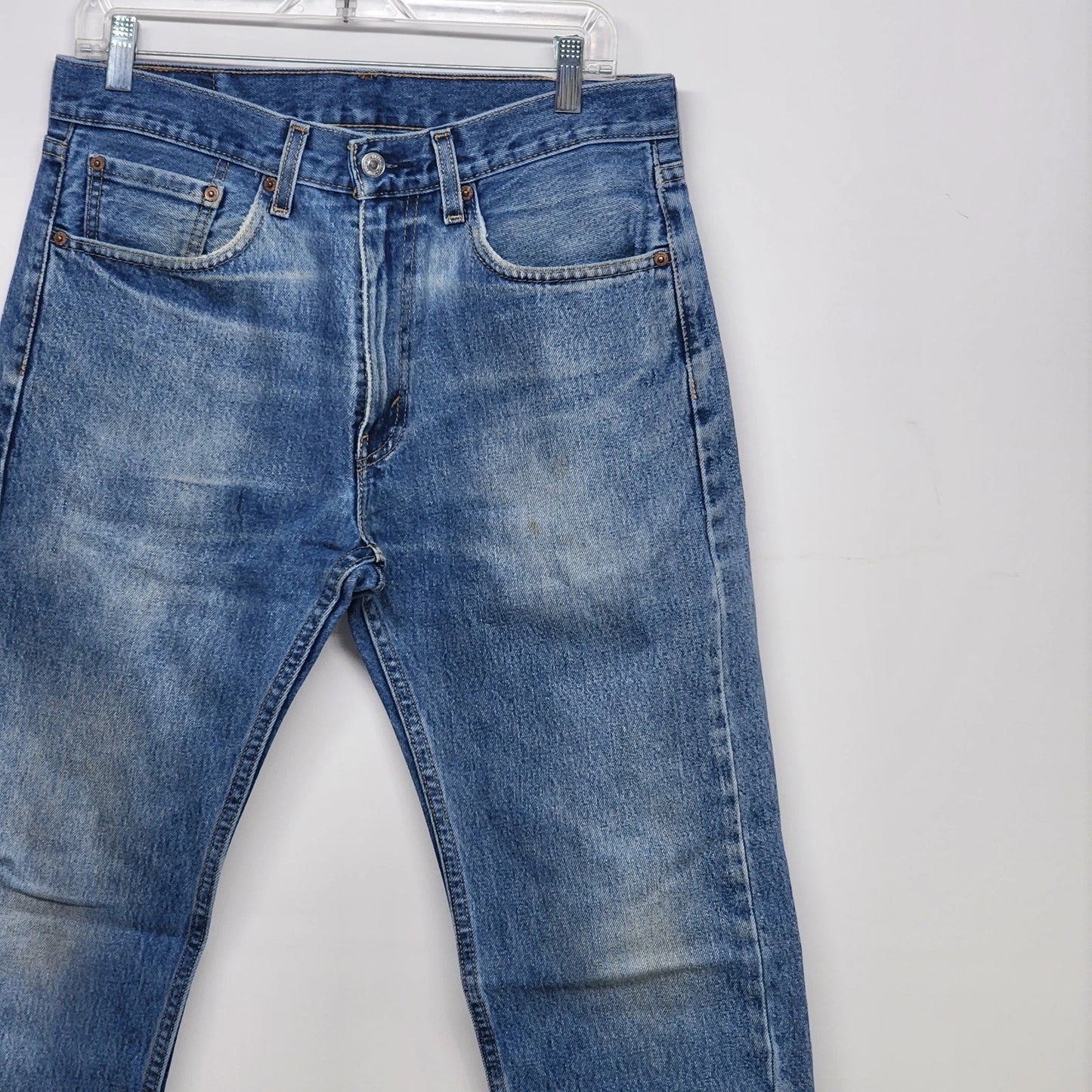 Levi’s 505 Men Jeans 32x30 Light Wash Distressed Blue Denim Classic Straight Leg