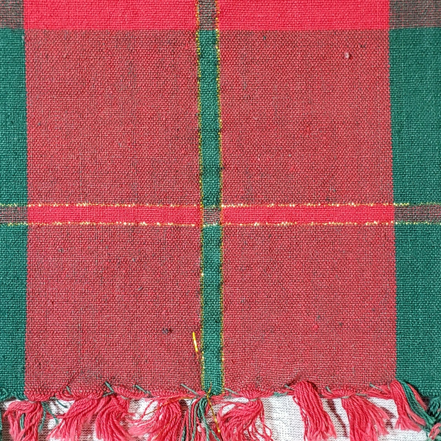 9 Fabric Placemats Red Green Gold Plaid Fringe Holiday Christmas Vintage 15"x15"