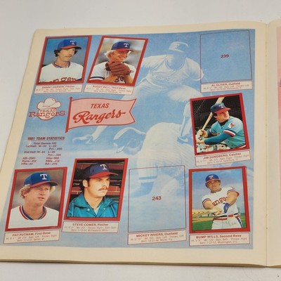 1982 Topps Baseball Sticker Album Gary Carter Cover 215/260 Stickers 83% Filled