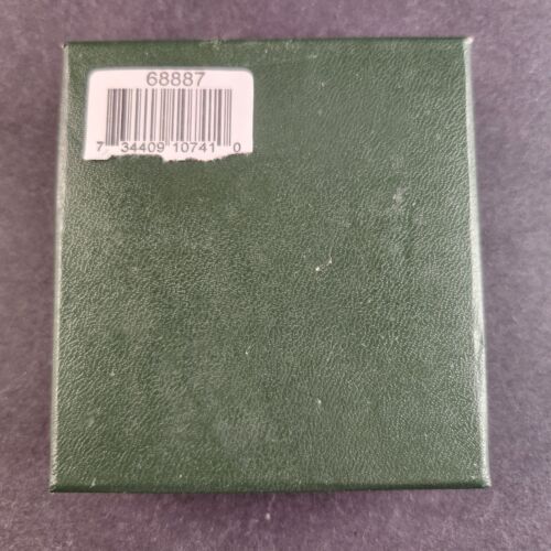 Snowbabies Dept 56 Winter CELEBRATION Bisque Friendship Pin #68887 Retired 2"