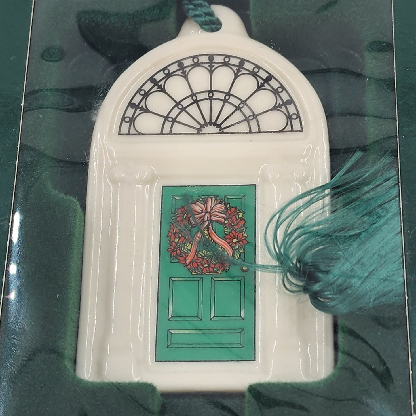 NEW Belleek Dublin Doors Green Christmas Ornament Irish Fine Parian China 2293