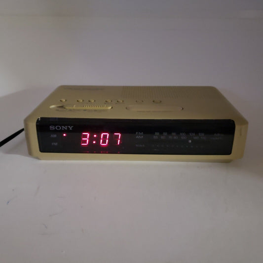 Sony ICF-C320 Dream Machine Alarm Clock AM/FM Radio Tan Color Tested Works