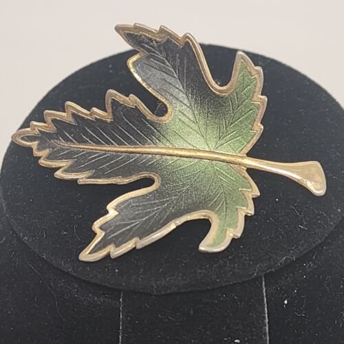 Green Enamel Maple Leaf Brooch Pin Gold Tone Rim and Backing 2" Long Vtg Jewelry