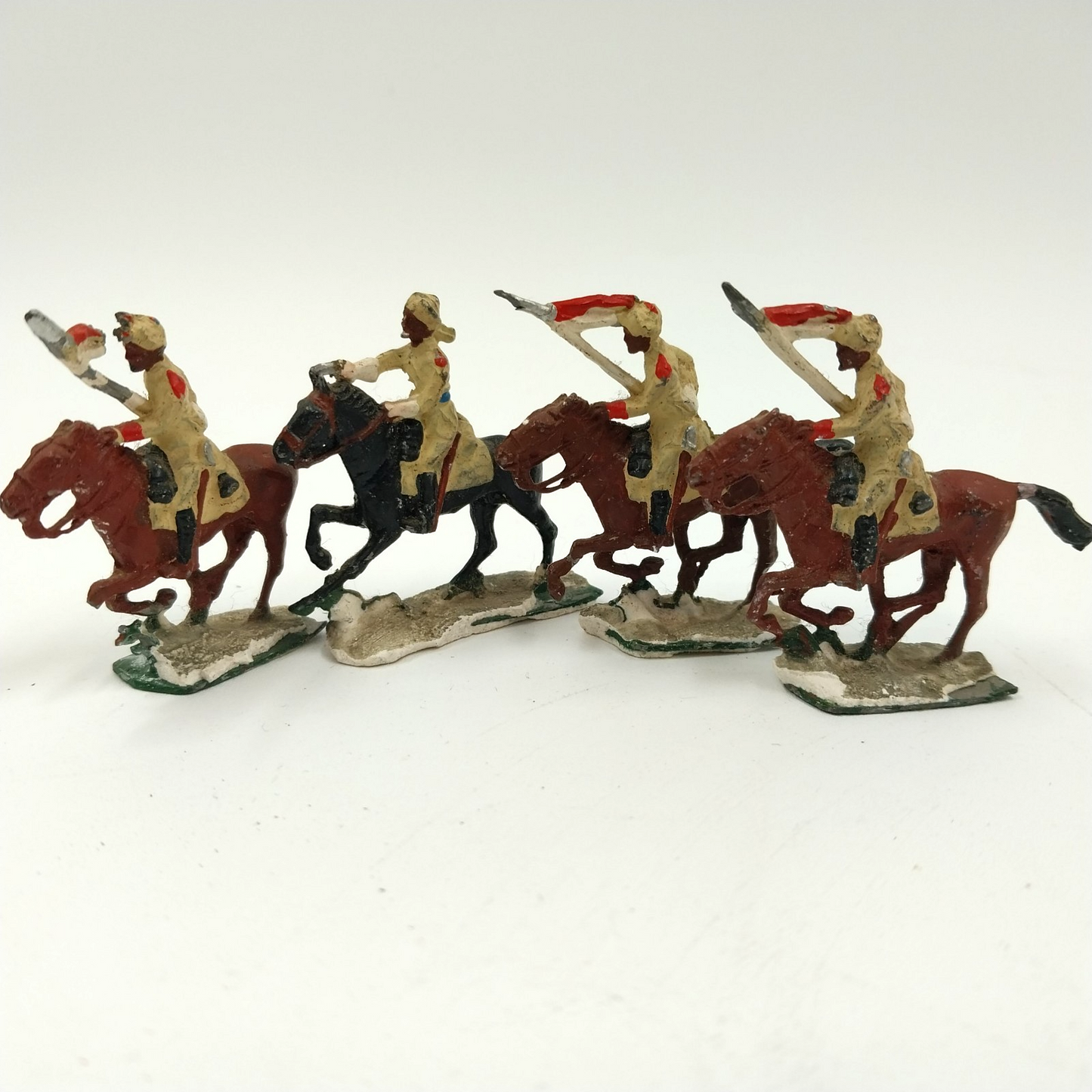 Set of 4 SAE Riding A Horse Lead Toys Troops Soldiers Figures Painted 1.75"x1"