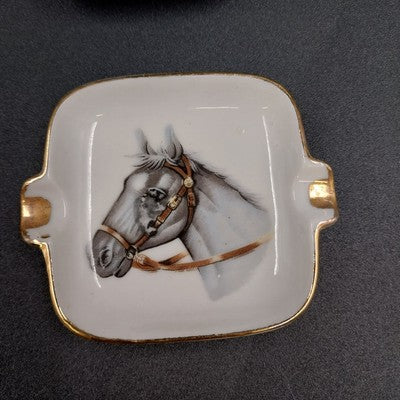 Set of 4 Art Line Ashtrays Horse Heads Gold Rimmed Ornamental Wire Holder Japan