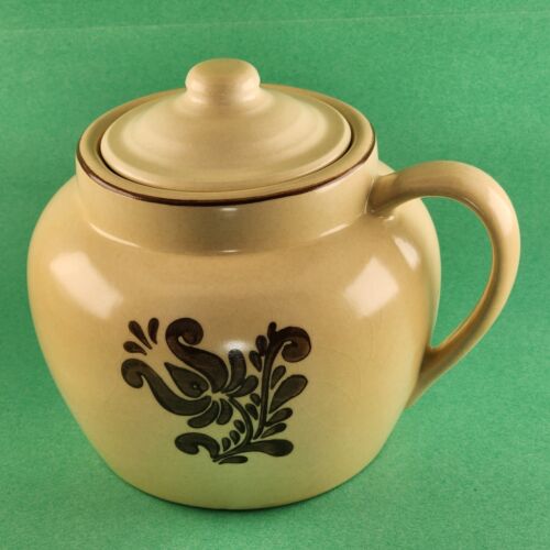 Pfaltzgraff Village 70 Bean Pot w Lid Tan with Brown 7"x 6¾" USA Vintage