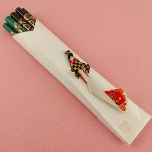 4 pr Chopsticks Square Japanese Lacquerware Gold Print Black Green