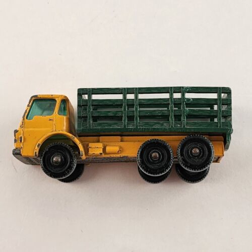 Matchbox Series No 4 Stake Truck Yellow Cab Green Bed Black Tires Lesney England