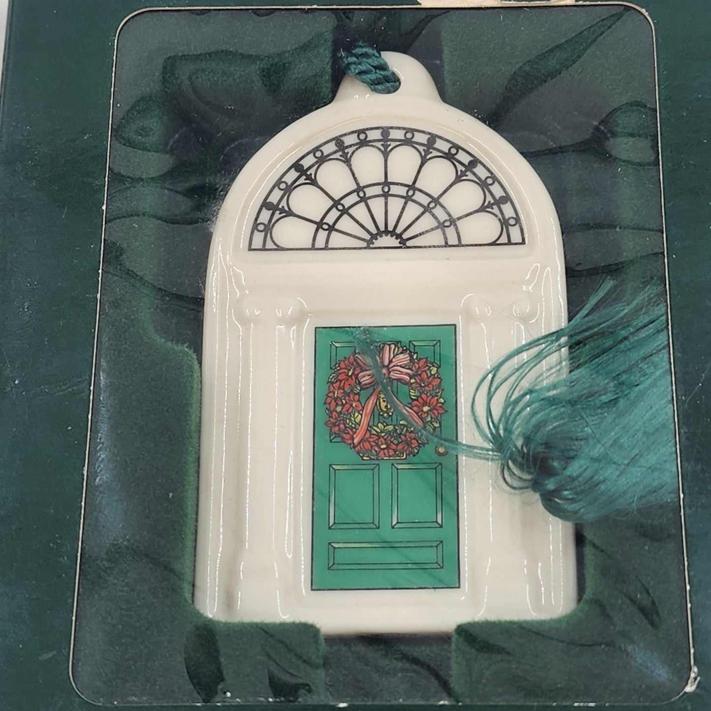 NEW Belleek Dublin Doors Green Christmas Ornament Irish Fine Parian China 2293