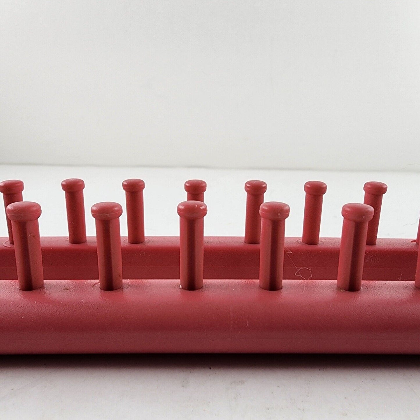 Knitting Loom Single Round or Rectangle Various Sizes & Colors with Peg Pins