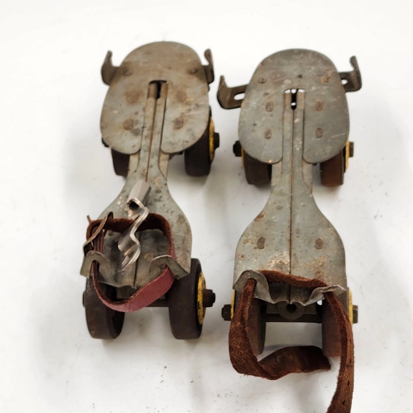 Adjustable Metal Wheels Roller Skates w Key 1950s Leather Straps Union Hardware