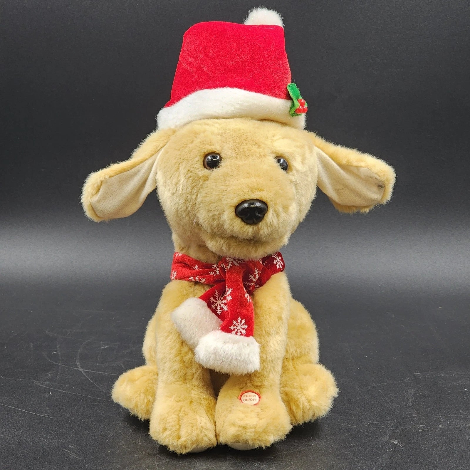 Gemmy Animated Golden Retriever Singing Christmas Plush Holiday
