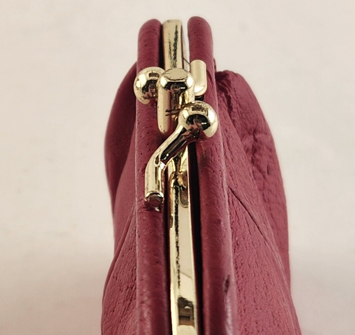 Red Leather Coin Purse Gold Accents Kiss Closure Interior Zipper