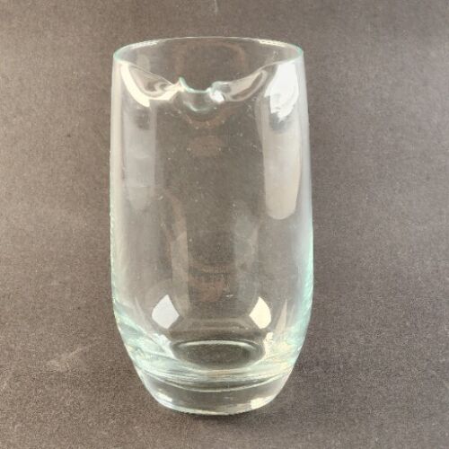 Pour Spout Carafe for Cocktails Martinis Barware Clear Glass No Pattern 6"