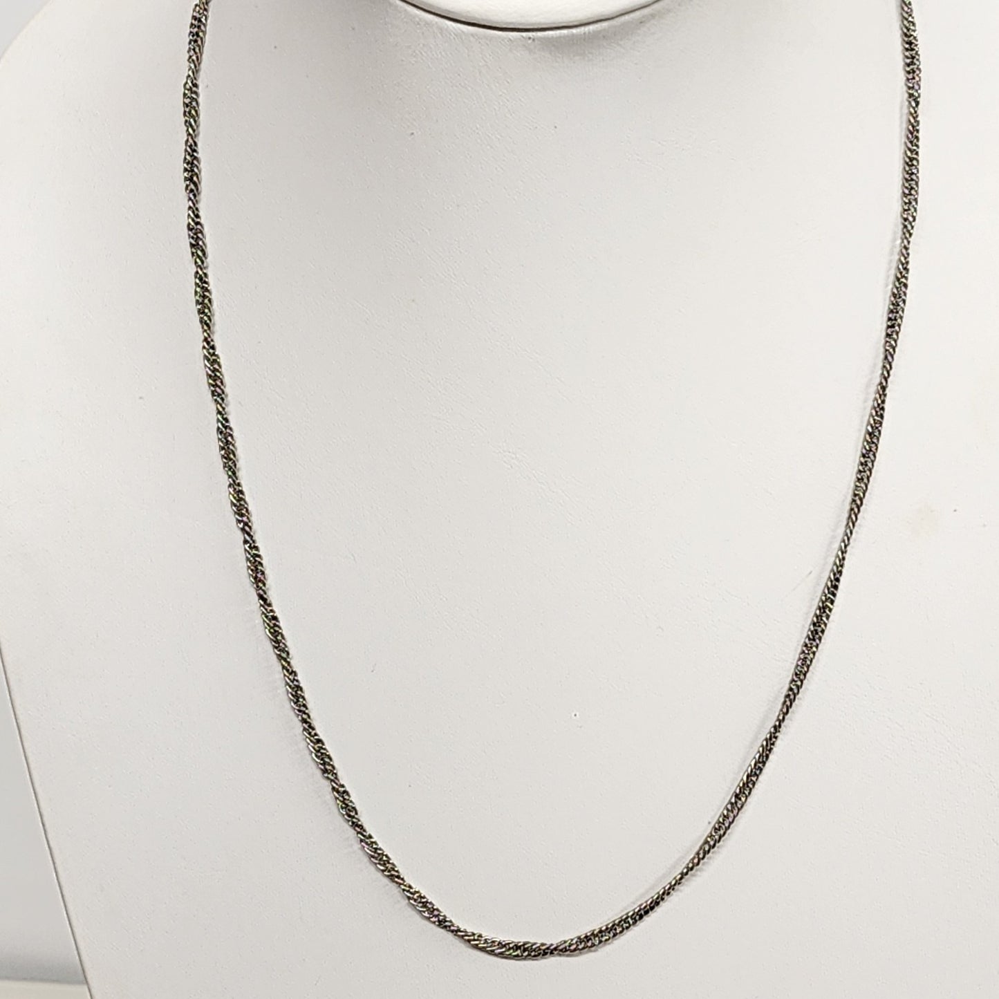 Plain Twisted Rope Chain Necklace Spring Ring Clasp in Silver Tone Metal 12.5"