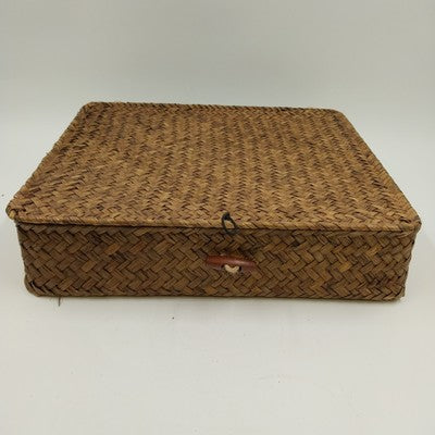 2 Seagrass Wicker Storage Baskets w/ Lids Flat Organizer Home Decor 13x11x3