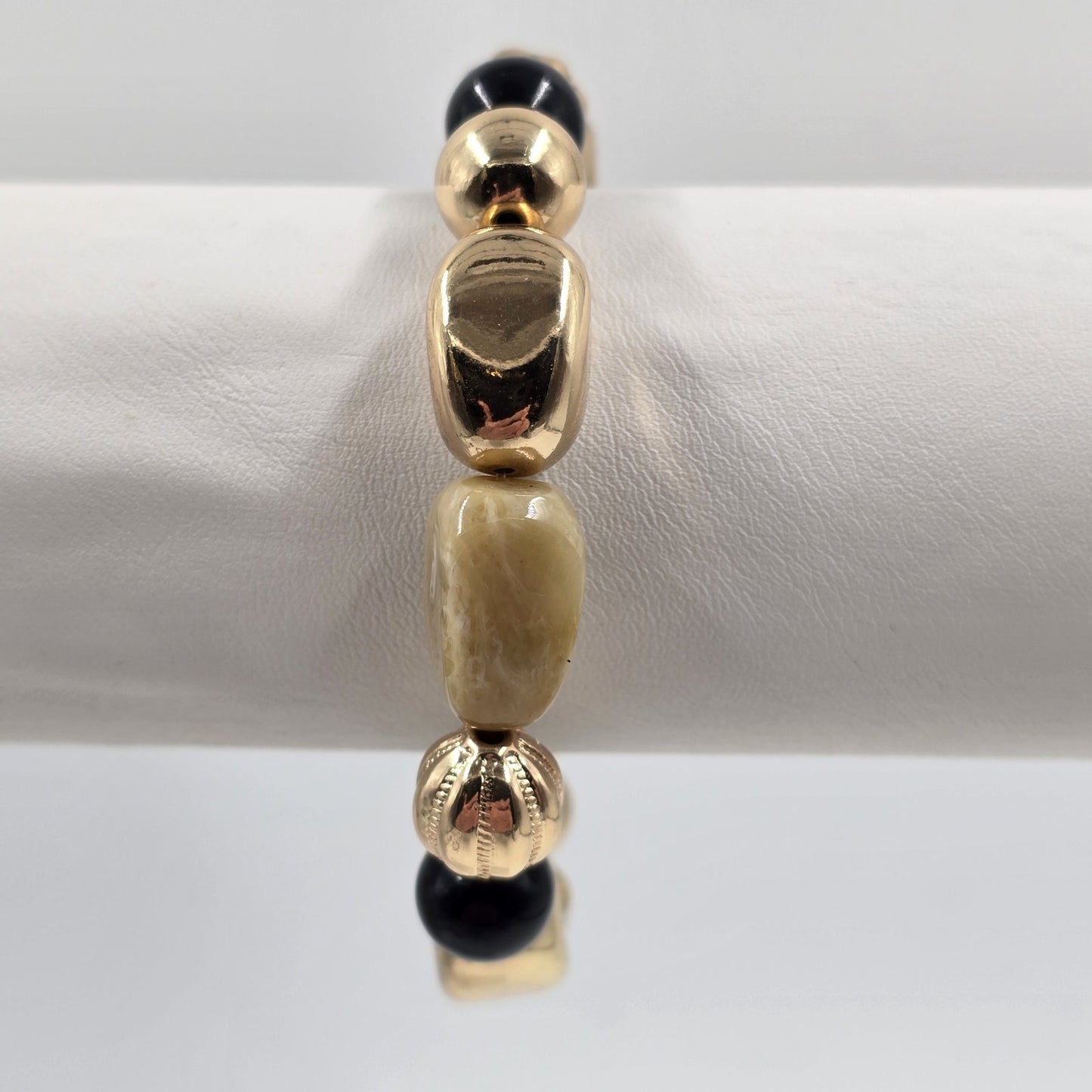 Set of 2 Stretch Bracelets Gold Tone Enamel Black Red Beige Faux Pearl Beads 7"