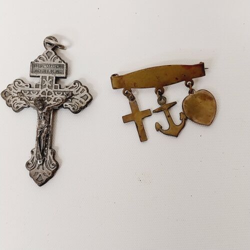 3 Religious Jewelry Jesus Cross Pendant Pin Bracelet Vintage 1950s Era