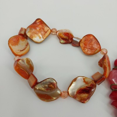 Set of 2 Bracelet Orange Marbled Red Faceted Faux Pearl Beaded with Gold Tone 7"