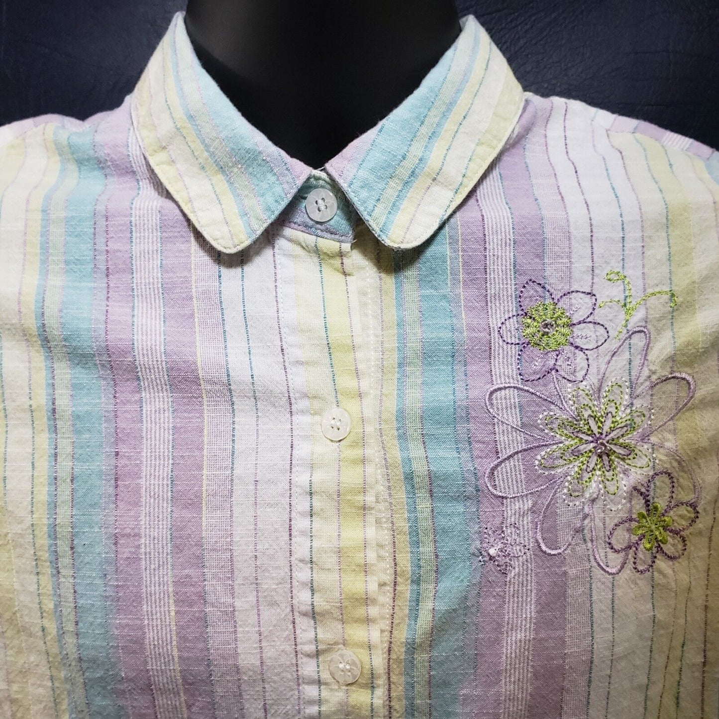Alfred Dunner Blouse Size 12 LS Button Down Shirt Light Pastels EmbroideryDesign