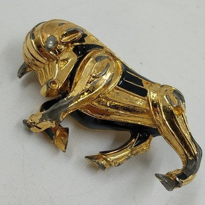 Gold Tone Bull with Black/Gray Accent Metal Brooch Pin Vintage Jewelry Accessory