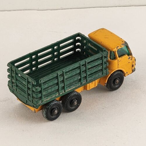 Matchbox Series No 4 Stake Truck Yellow Cab Green Bed Black Tires Lesney England