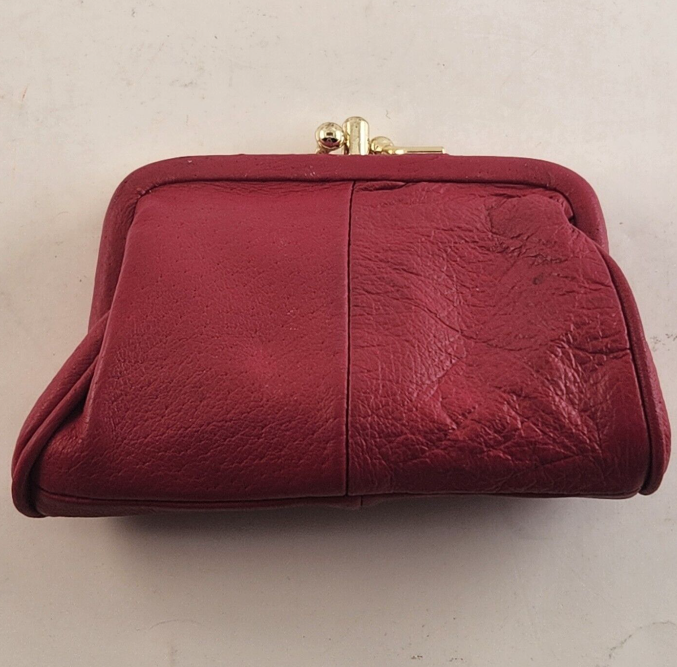 Red Leather Coin Purse Gold Accents Kiss Closure Interior Zipper