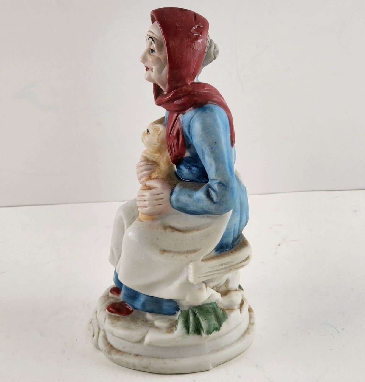 Arnart Porcelain Elderly Lady with Cat on a Bench Figurine 6"h Vintage 1950's