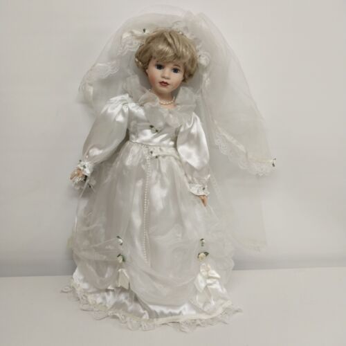 Tracie Bride Doll Limited Collection Le Cheri Genuine Porcelain 21" VTG
