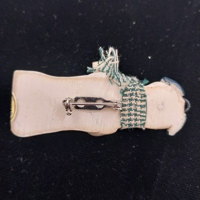 Acrylic Snowman Make a Wish with Headphone & Neck Warmer Brooch Lapel Pin China