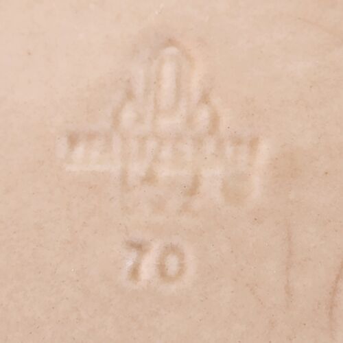 Pfaltzgraff Village 70 Bean Pot w Lid Tan with Brown 7"x 6¾" USA Vintage