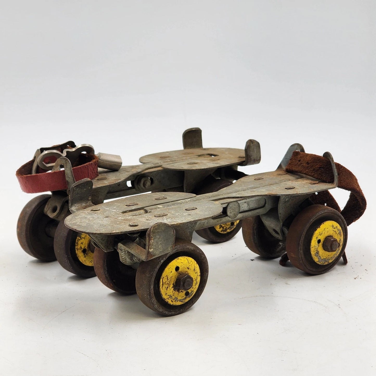 Adjustable Metal Wheels Roller Skates w Key 1950s Leather Straps Union Hardware