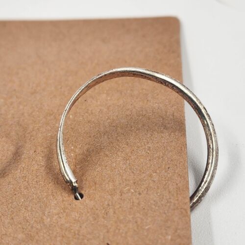 2 Pair Silver Tone Hoop Earrings Paisley Etched & Flat Round Lever Back