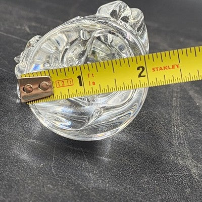 Baccarat France Stunning Clear Glass Crystal Santa Claus with Gift Figurine 4"