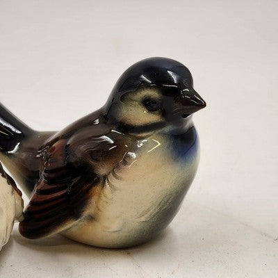 Set of 2 Goebel Sparrow Bird Figurine West Germany CV72 & CV73 Porcelain 2.5"x4"