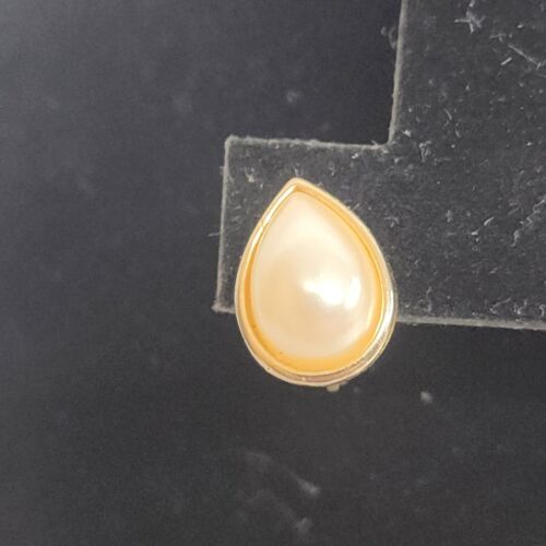 Teardrop Faux Pearl Clip-On Earrings Gold Tone Setting 0.5" Long Vintage