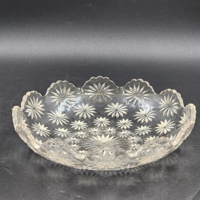 Westmoreland Glass Bowl Star Pattern EAPG Round 9.5" Scalloped Vtg Centerpiece