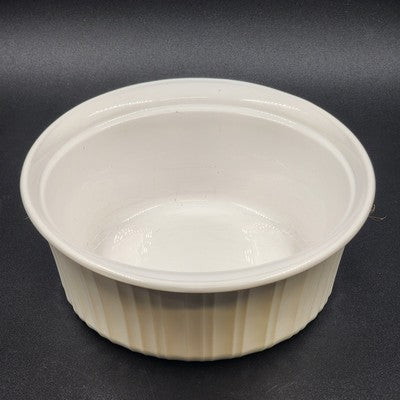 Corning Ware White Casserole Stoneware w/ Pyrex Glass Lid Baking Dish 2 Qt 1.9 L