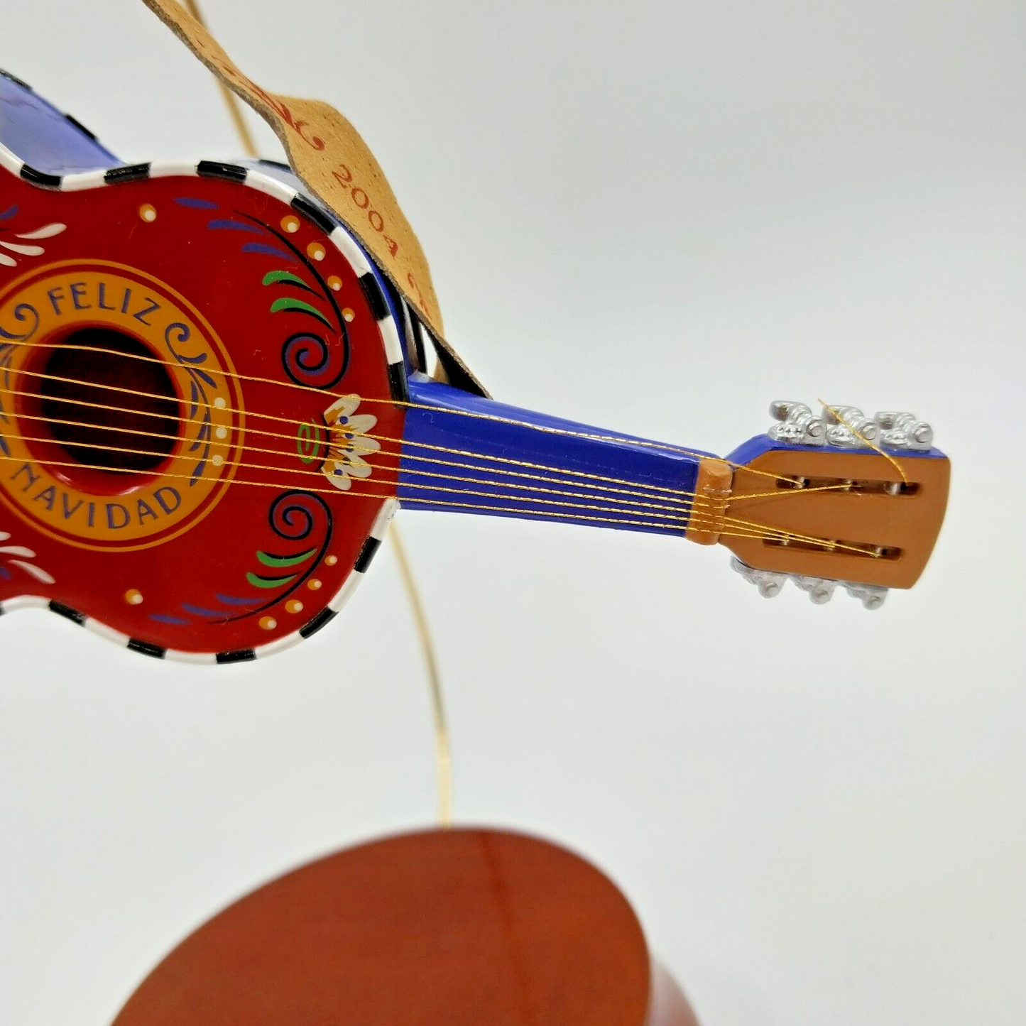 Hallmark Keepsake Christmas Ornament 2004 FELIZ NAVIDAD Guitar Handcrafted