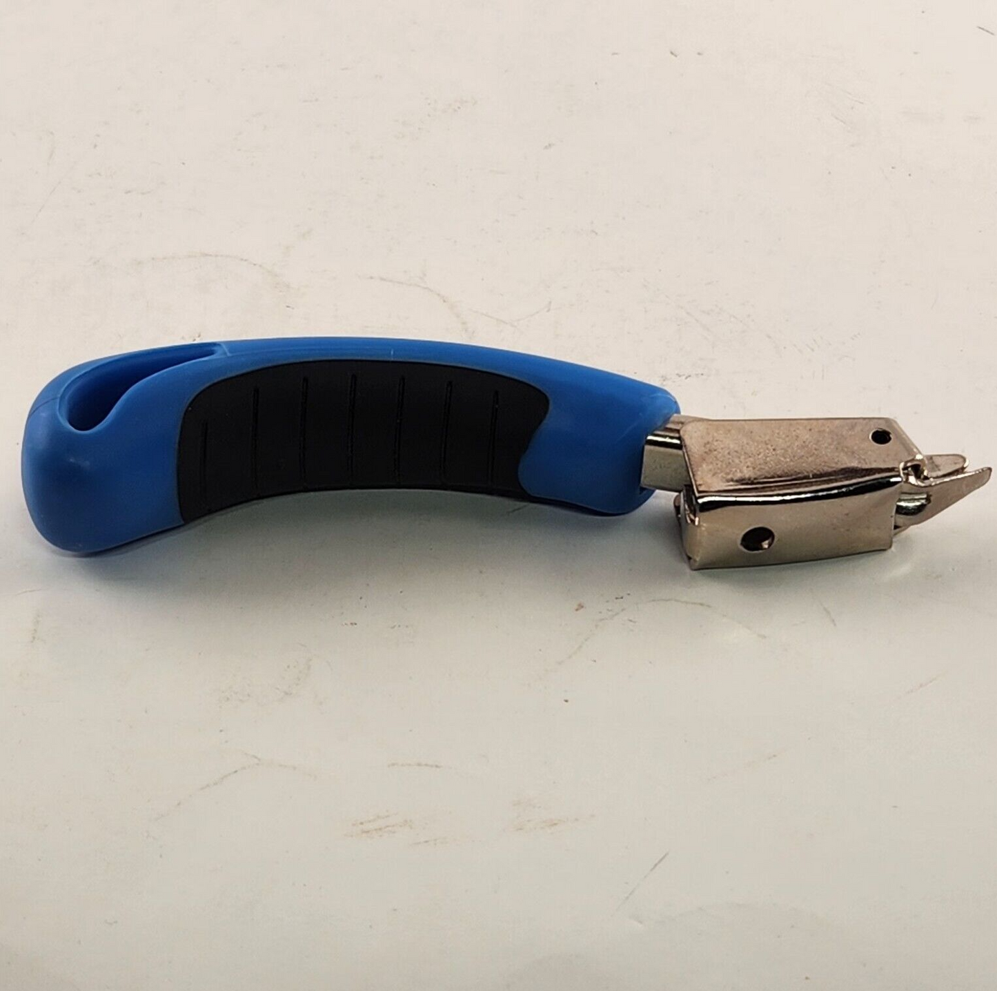 Dritz Home Heavy Duty Stainless Steel Tip Staple Remover Blue Handled