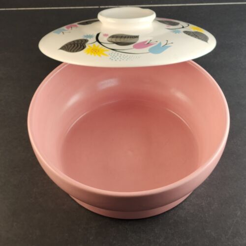 Ceramic Pottery Pink & White Vintage Covered Casserole Dish 9" Across x 4.5" T
