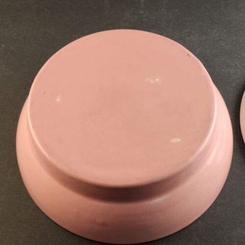 Ceramic Pottery Pink & White Vintage Covered Casserole Dish 9" Across x 4.5" T