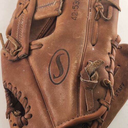 Spalding SAL Bando 42-5395 RHT 11" Baseball Softball Glove Top Grain Leather