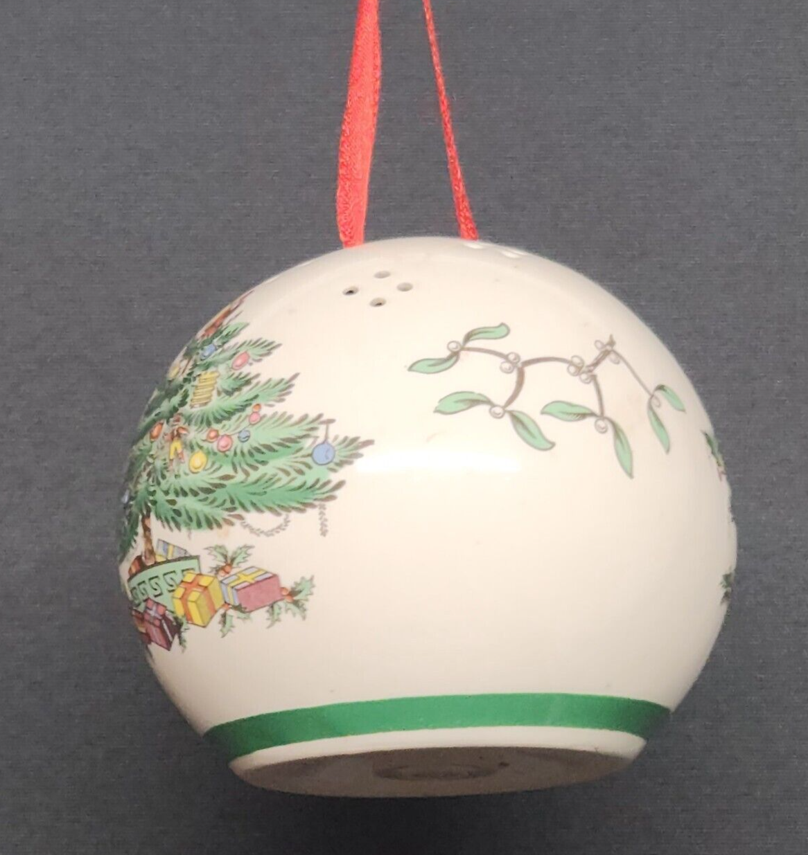 Spode Porcelain Christmas Pomander Ball Ornament Potpourri Vintage England 3.25"
