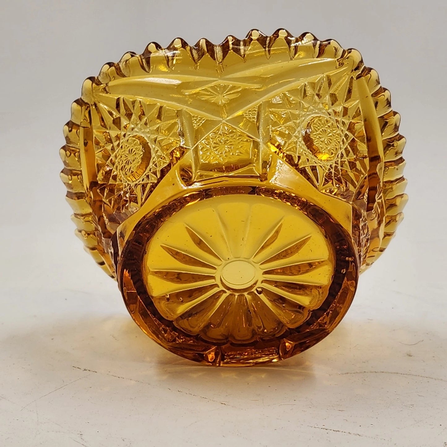 LE Smith Amber Glass Candy Nut Dish 6" Starburst Pattern Sawtooth Rim