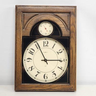 Howard Miller Oak Wood Wall Clock 612-246 Classic Quartz 18" Works w Battery VTG