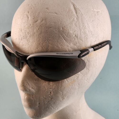 AO Safety BX Gray AF Reader +2.5 Diopter Magnification Protective Safety Glasses