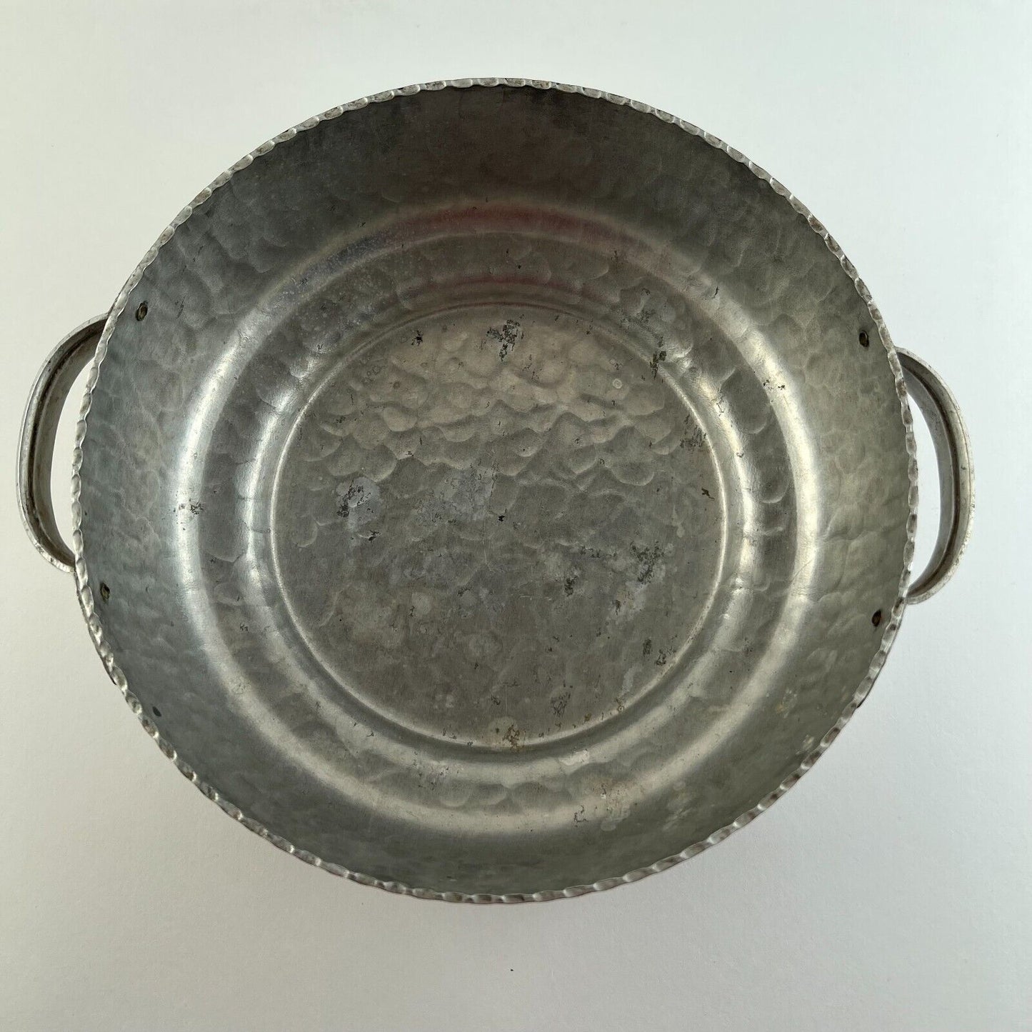Bowl Hand Wrought By Rodney Kent Hammered Aluminum Tulip Topped Lid Dinnerware