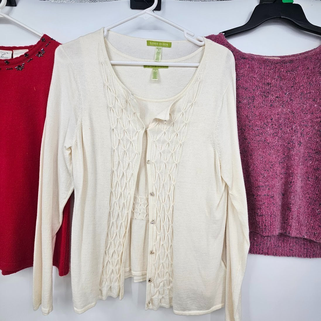 5 Tops Sweaters Ladies Women Pink Red White Medium Kathy Lee Heidi Worthington