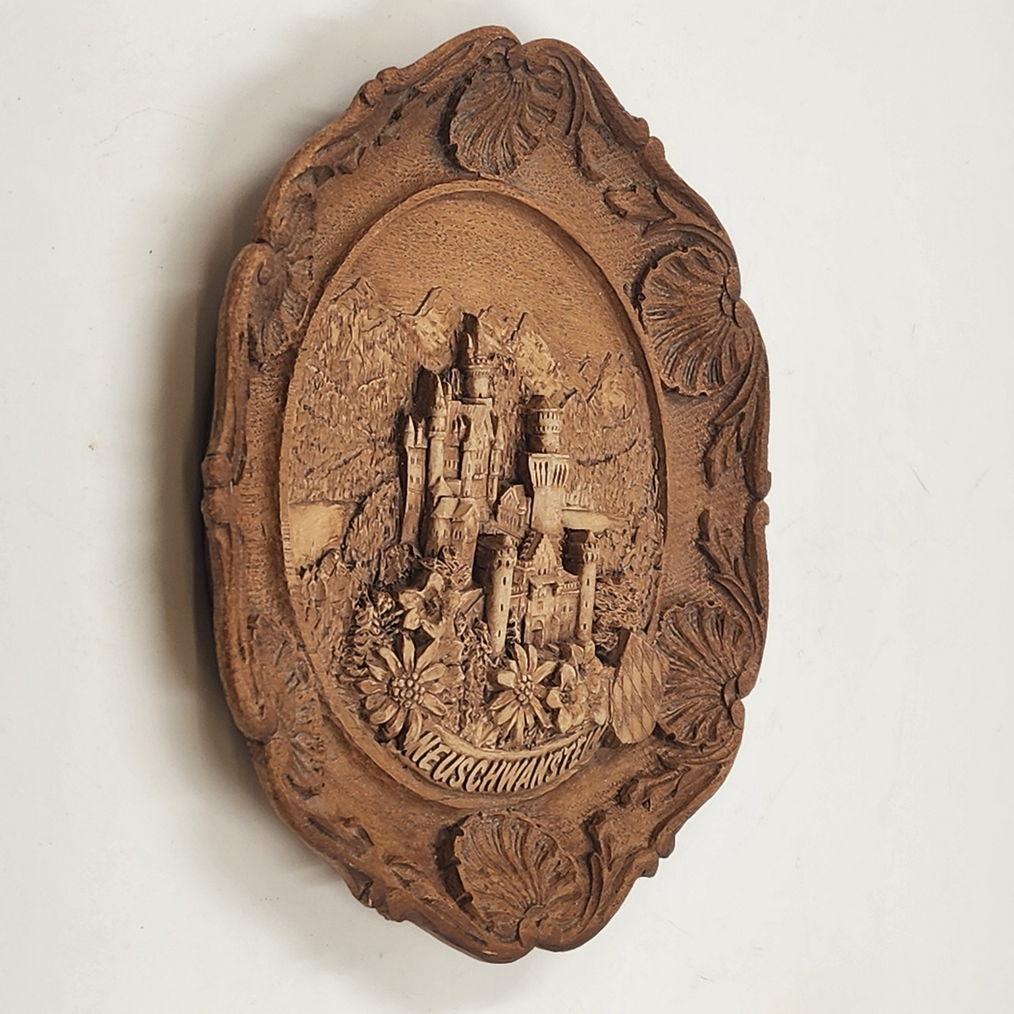 Germany Neuschwanstein Castle Vintage Hand Carved Wood Resin Wall Plate 9.5 "